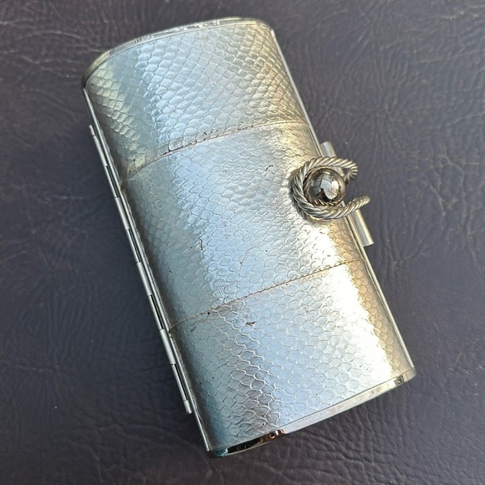 🩶🩶🩶Vintage Clarita Accessories silver handbag clutch box purse